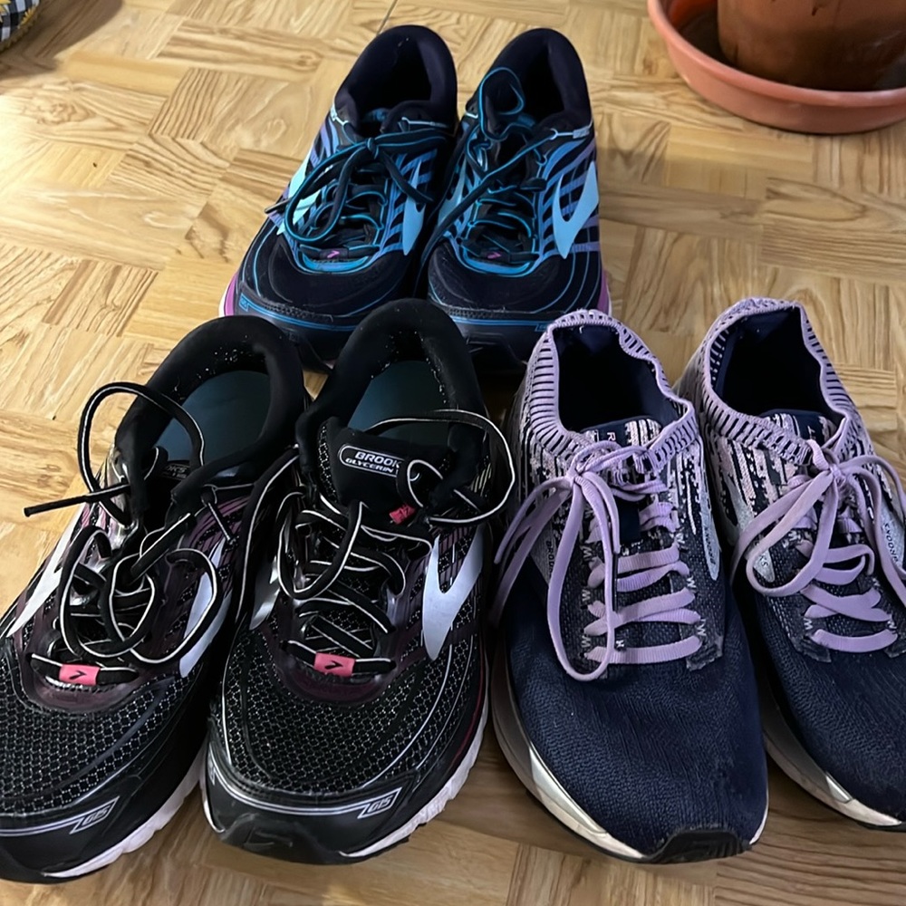 Brooks Shoes 3 or Lot size 9